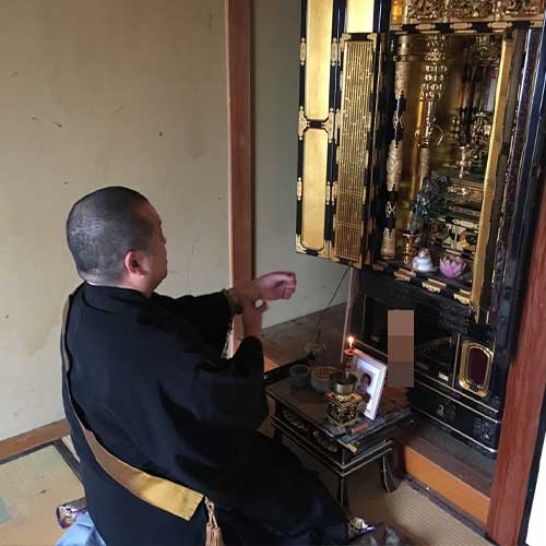 愛知・名古屋の生前整理はクリーン138：想いが詰まった品の供養