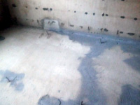 愛知の特殊清掃の事例1・孤独死現場のオゾン機で完全消臭