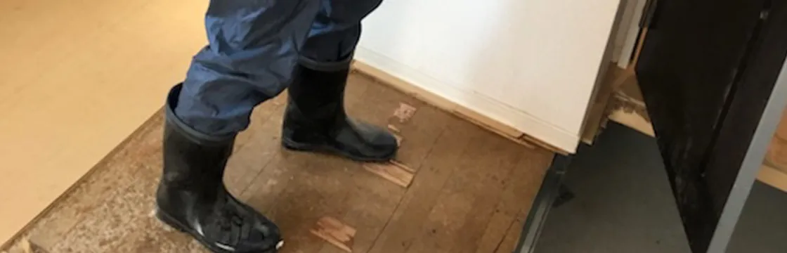 愛知県一宮市の特殊清掃：消臭作業