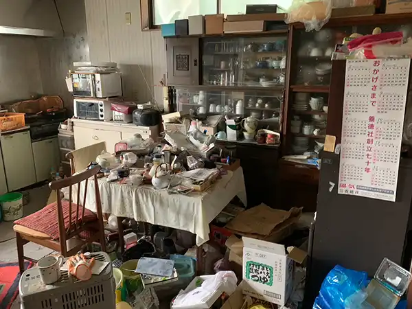 愛知県愛西市の遺品整理の作業前１